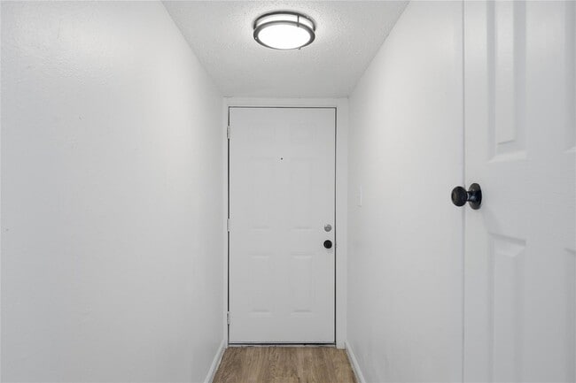 Building Photo - 2705 Windswept Cove