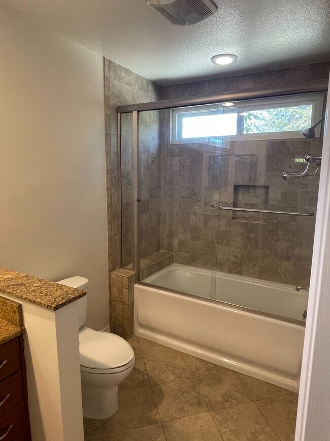 Building Photo - 3246 Medicine Bow Ct