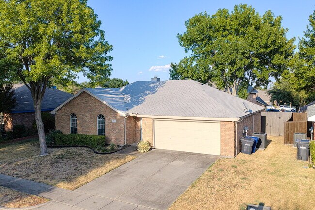 Building Photo - Single Family 3 Bedroom for Rent