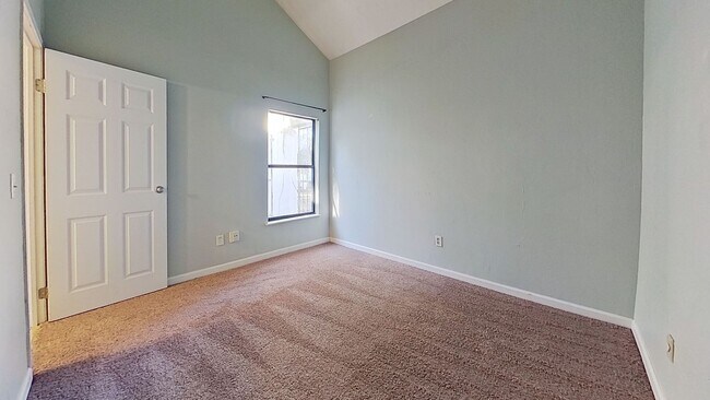 Building Photo - Beautiful townhomw in Mayport Landing!