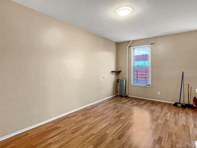 Building Photo - 92-06 95th Ave