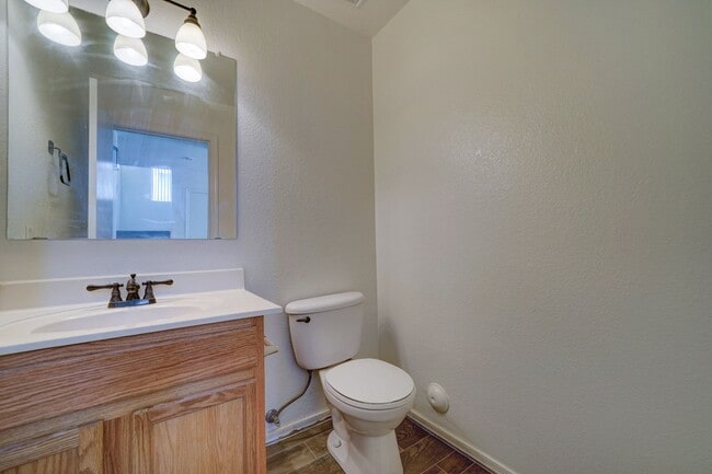 Building Photo - AVAILABLE NOW!!! Oversized Bedrooms in Johnson Ranch