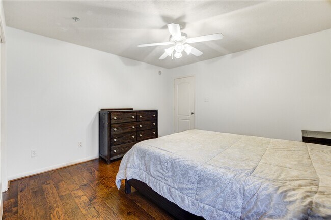 Building Photo - 24934 Crystal Stone Ln