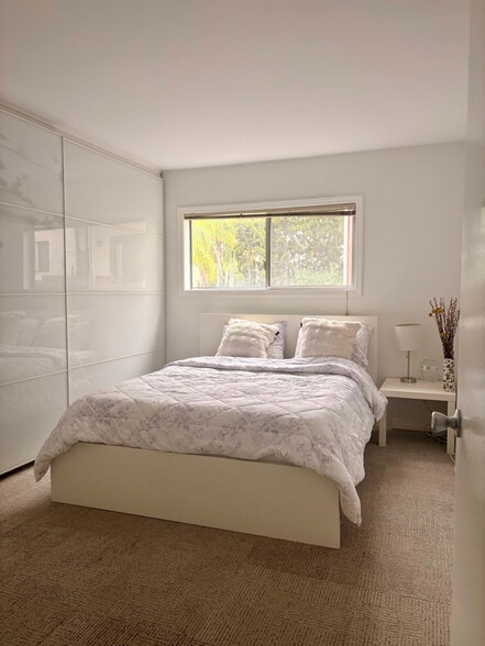 Building Photo - 2002 4th St