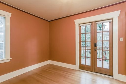 Building Photo - Charming 4-bedroom 3 bath Craftsman Home with Basement ADU for Rent