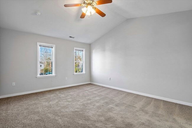 Building Photo - NEWLY RENOVATED 4 BEDROOM HOME IN ASHBROOK