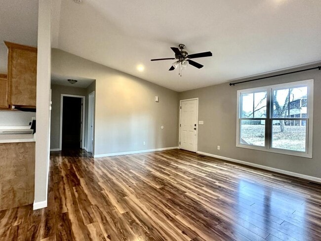 Building Photo - 15 Sand Hill School Rd