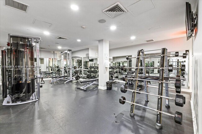 Building Photo - 1250 S Miami Ave