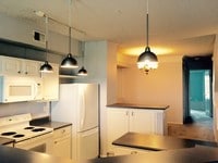 Building Photo - Lovely Two Bedroom Condo with Fire Place, W/D, garage, and tons of community extras! (Concord)