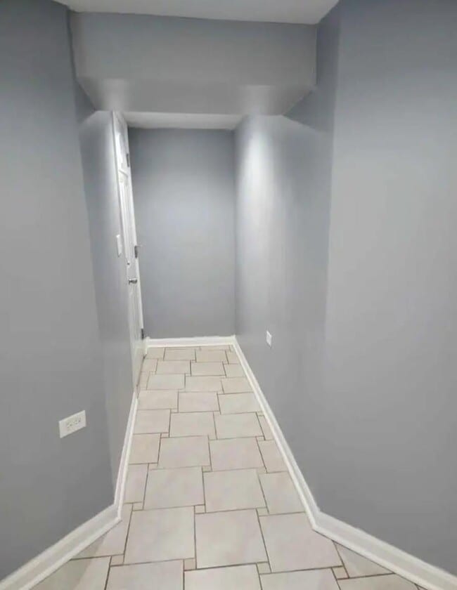 Building Photo - 3123 S 49th Ave