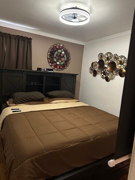 Building Photo - 3342 Bookman Ave