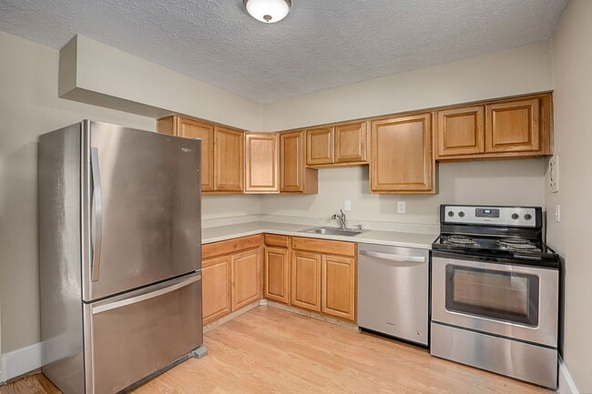 Building Photo - 135 Commonwealth Ave