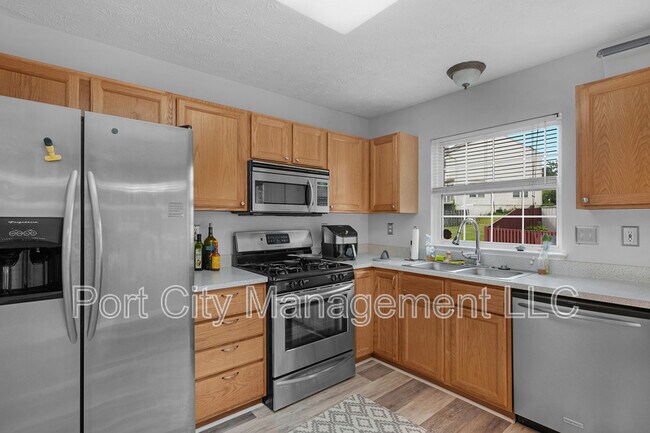 Building Photo - 9219 Christ Ct