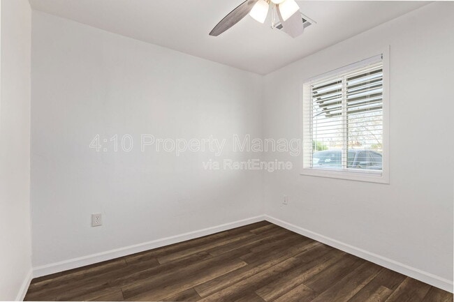 Building Photo - 1117 N 13th St