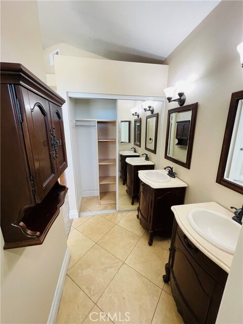 Building Photo - 36285 Provence Dr