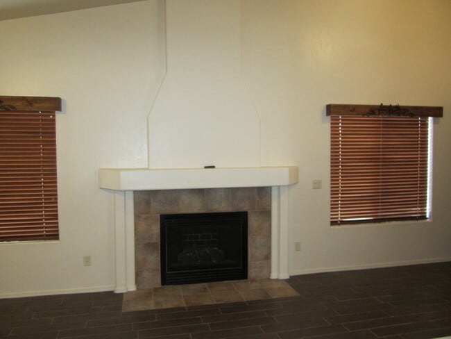 Building Photo - 2172 Tahoe Pl