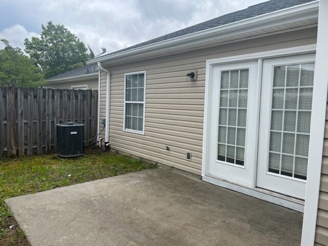 Building Photo - 353 Elders Pond Cir