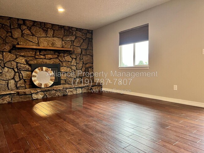 Building Photo - 6318 Galway Dr