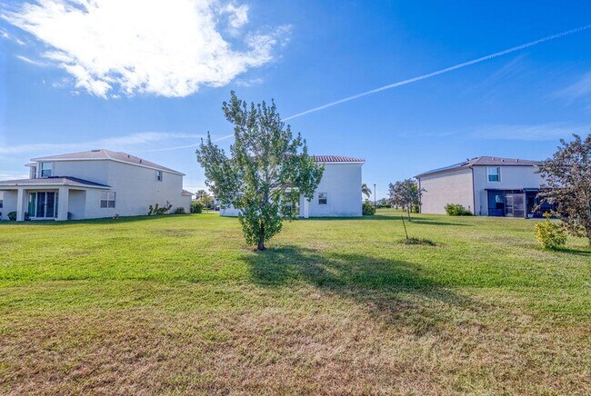 Building Photo - 12623 NW Copper Creek Dr