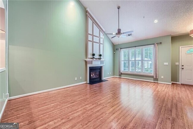Building Photo - 102 Kenninghall Dr