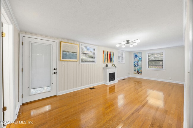 Building Photo - 3672 Boone Park Ave