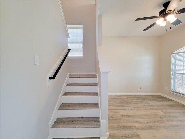 Building Photo - 21539 Kings Bend Dr