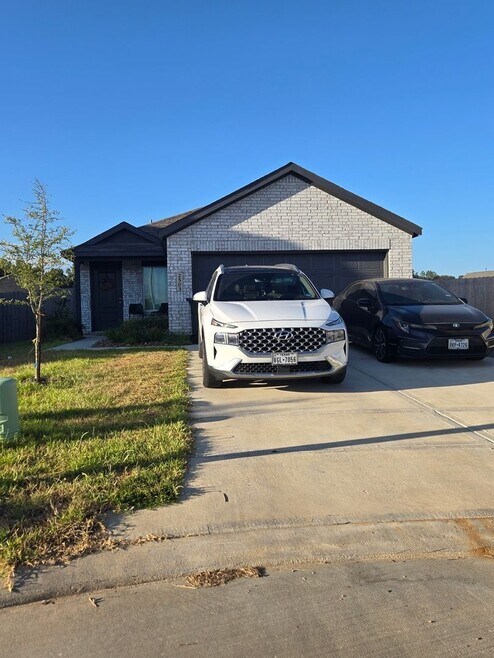 Building Photo - 2503 Ruffed Grouse Ct