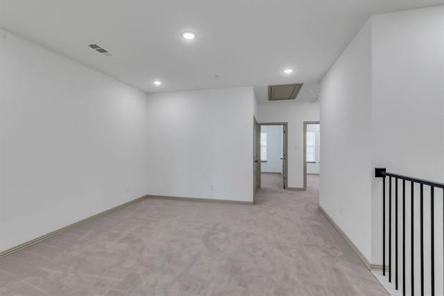 Building Photo - 8894 Scarp Hl Ln