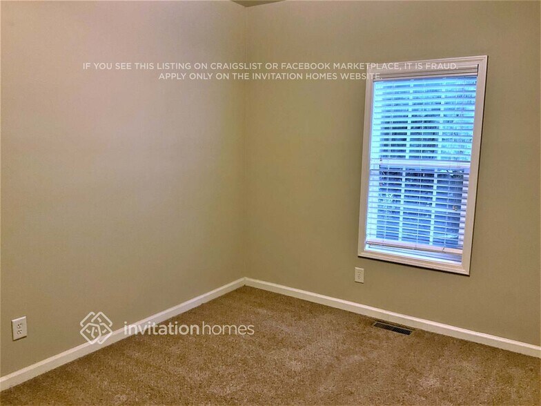 Building Photo - 4033 Rivermeade Dr SW