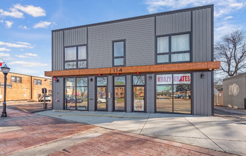 Building Photo - 114 W Green St