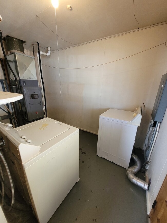 Building Photo - 6666 N Decatur St