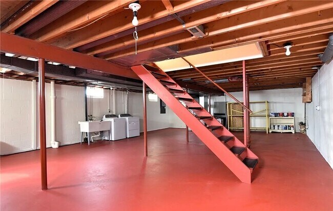 Building Photo - 118 Clairhaven Dr