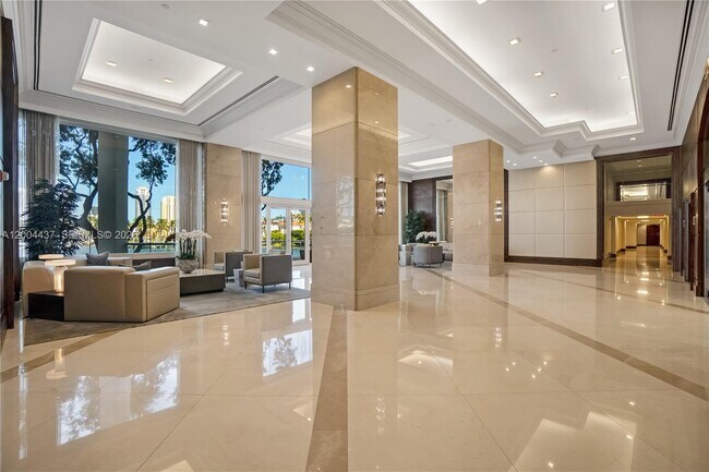Building Photo - 7000 Island Blvd