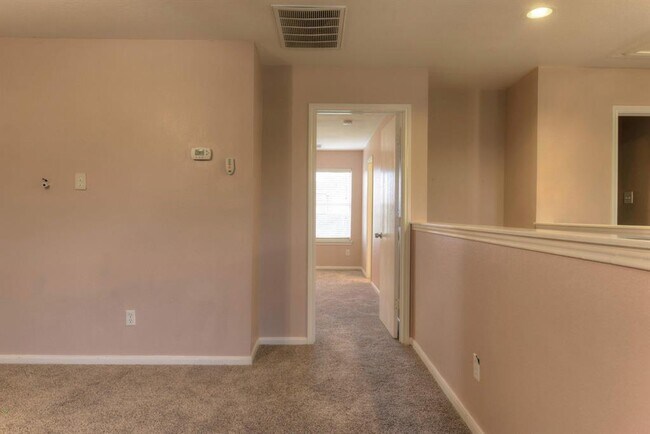 Building Photo - 18203 Fair Grange Ln