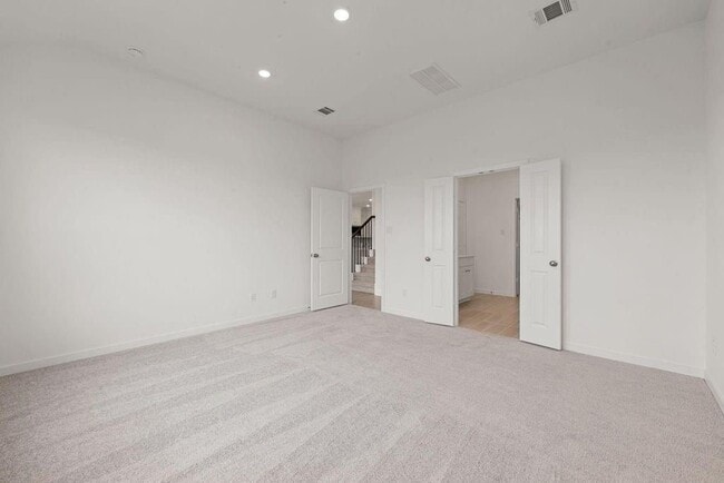 Building Photo - 6411 Symphony Wave Dr
