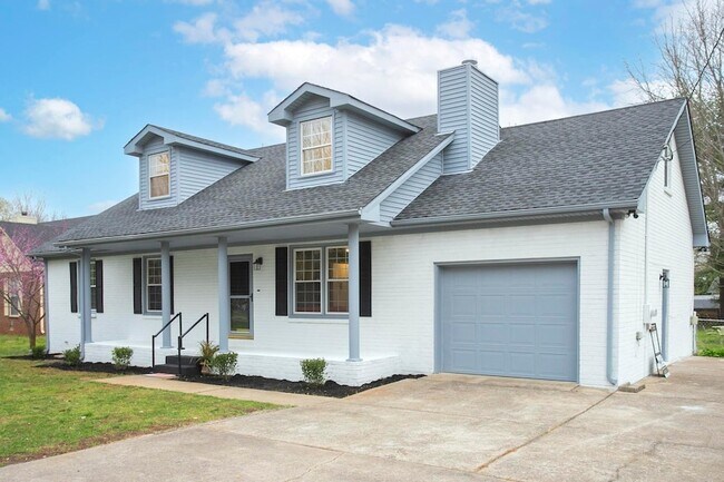 Building Photo - 712 Stewart Valley Dr