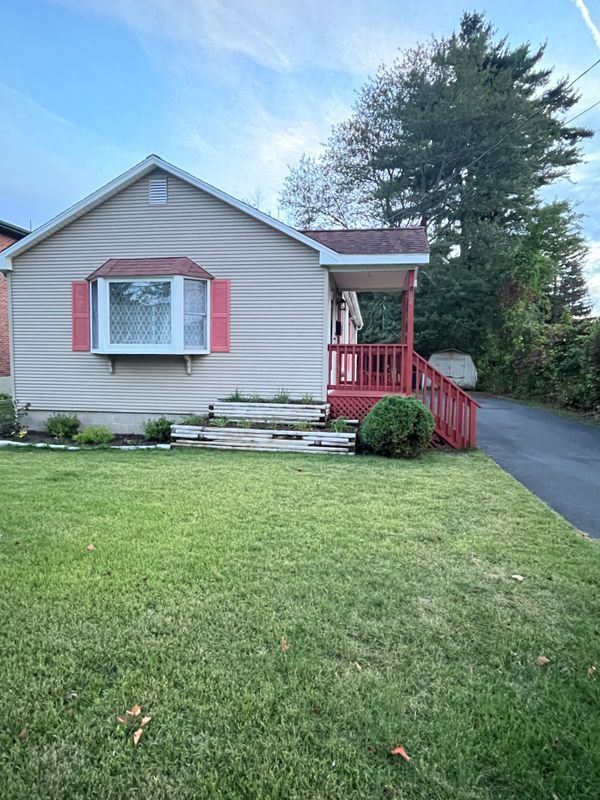 Building Photo - 64 Tomlinson Ave