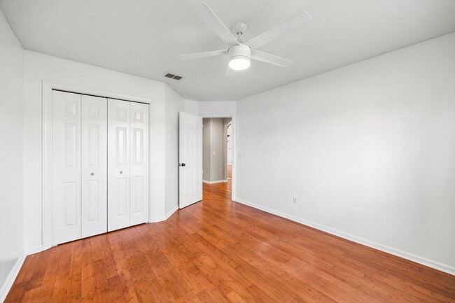 Building Photo - 2229 Lookout Landing