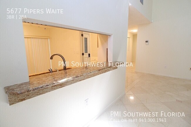 Building Photo - 5677 Pipers Waite