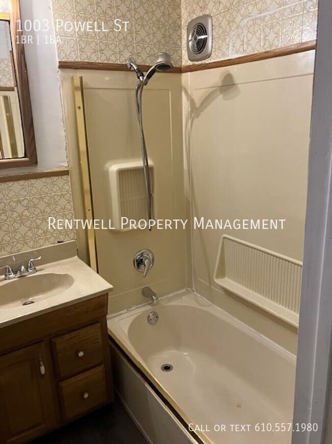 Building Photo - 1003 Powell St