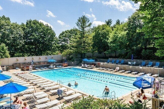 Building Photo - 44 Washington St