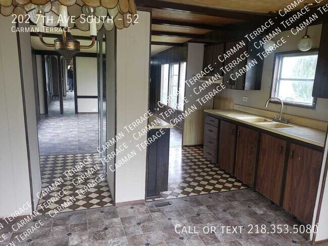 Building Photo - 3 bed + 1 bath home for SALE!!!