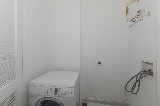 Building Photo - The Infinity Luxury Residences.