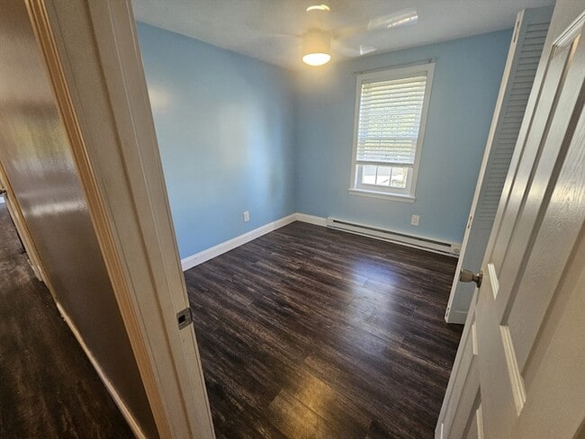Building Photo - 17 Baxendale Ave
