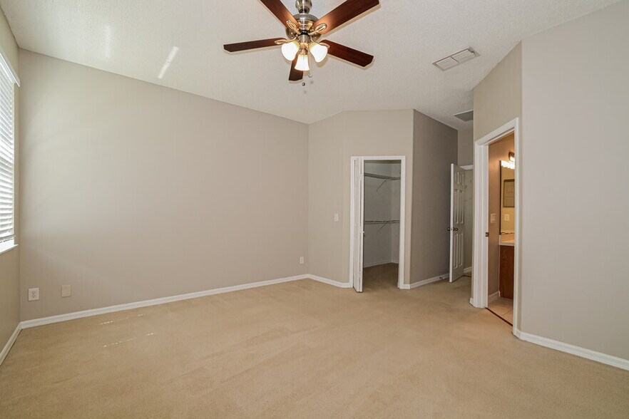 Building Photo - 14742 Stonebriar Way