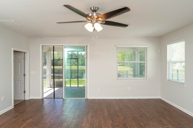 Building Photo - 494 Aventurine Ave