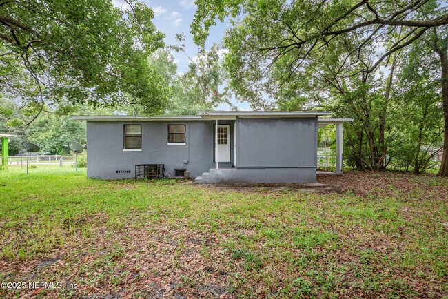 Building Photo - 4523 Trenton Dr S