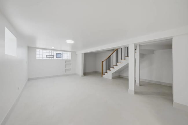 Building Photo - 1514 W Fry St