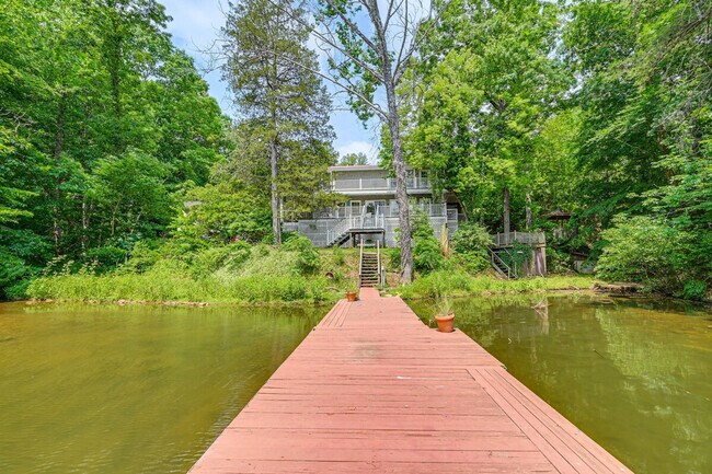 Building Photo - 4984 Webster Rd