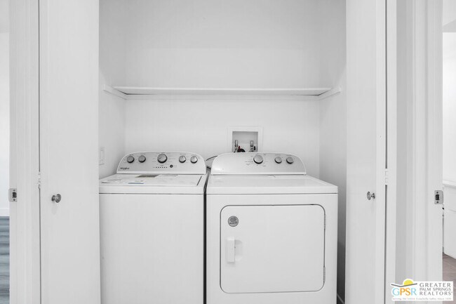 Building Photo - 34093 Calle Mora